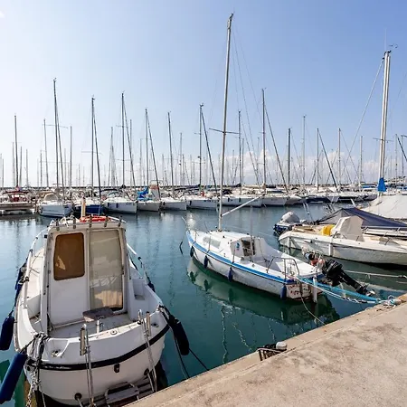 Aregai Marina Exclusive Seaside Apartments Santo Stefano al Mare Exterior foto