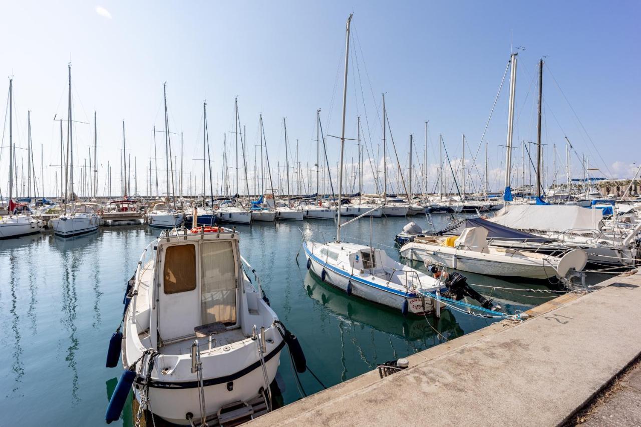 Apartment Aregai Marina Exclusive Seaside Santo Stefano al Mare